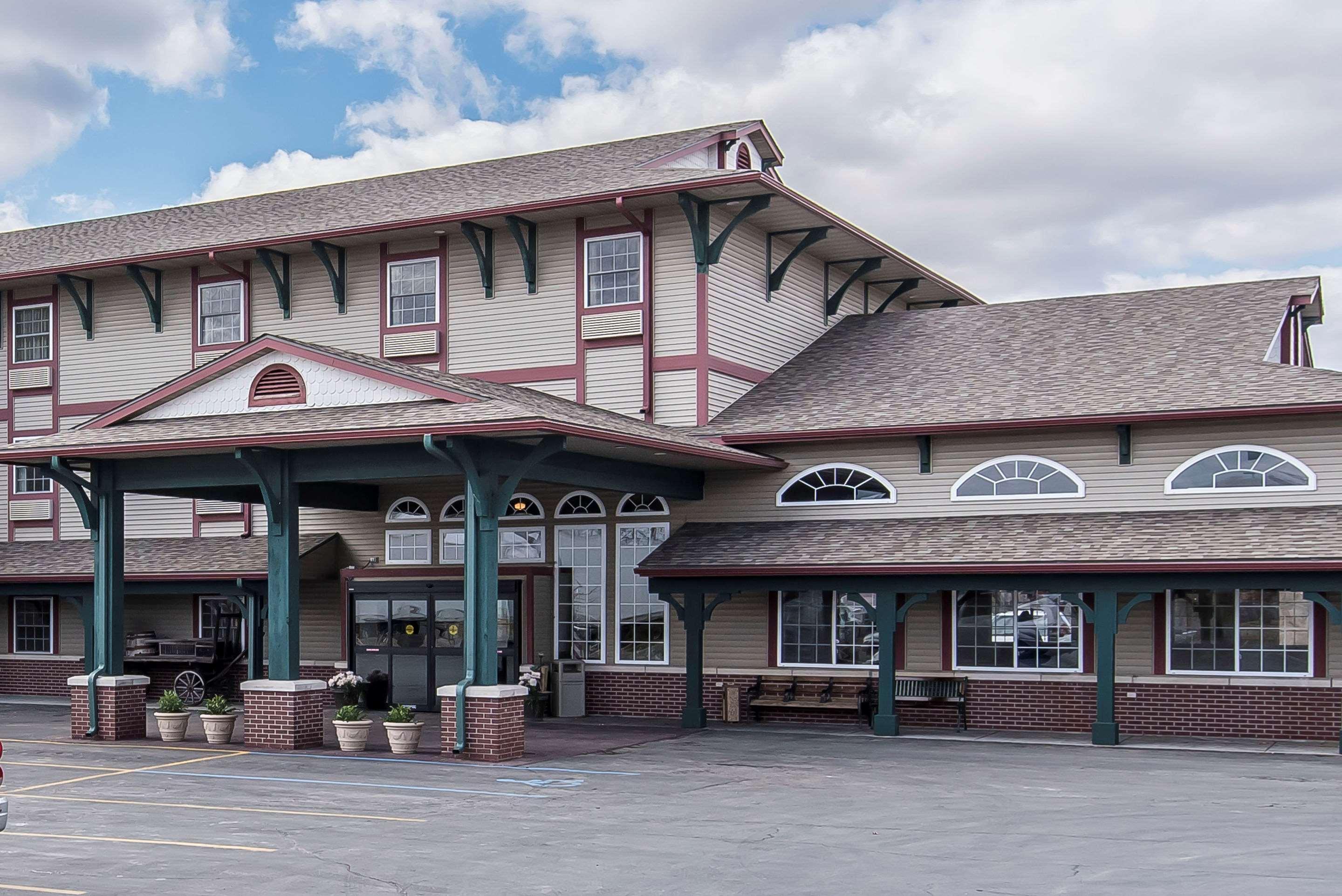 Comfort Inn Marshall Station Exterior photo